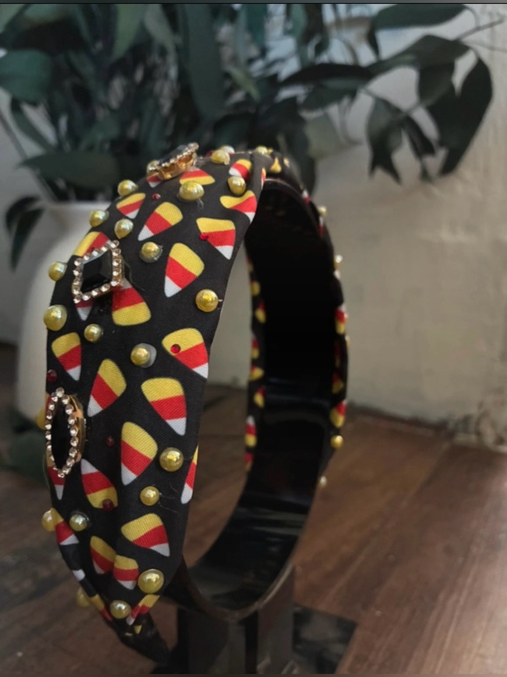 Embellished Candy Corn Pattern Padded Headband - Black & Yellow